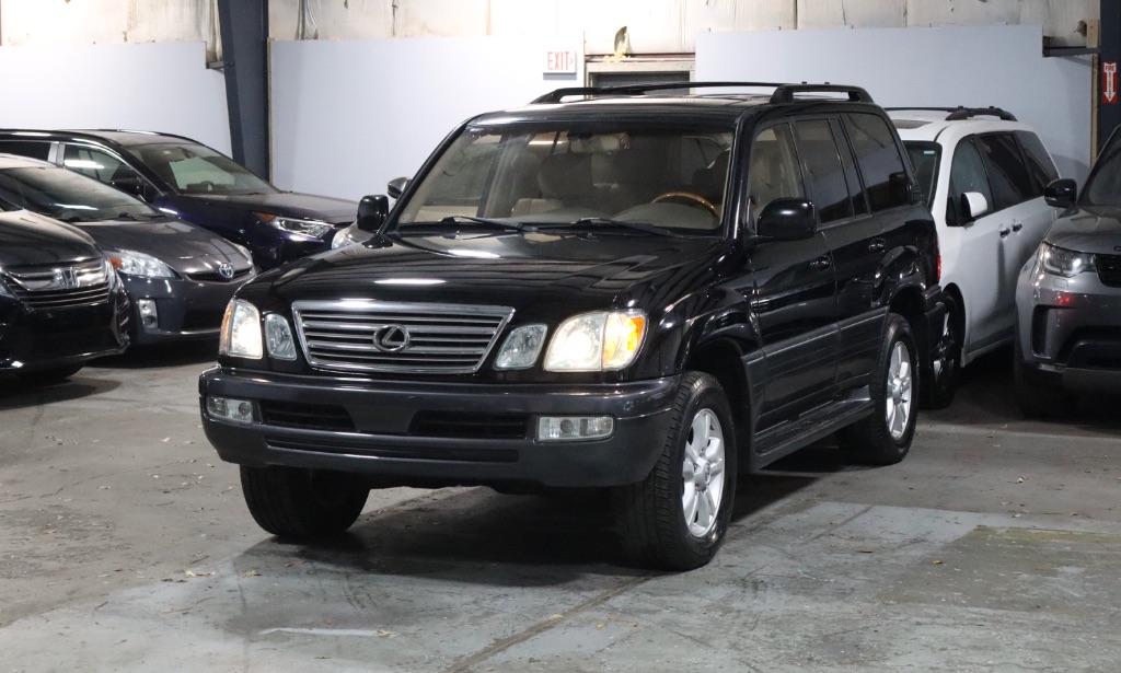 2003 Lexus LX 470 photo