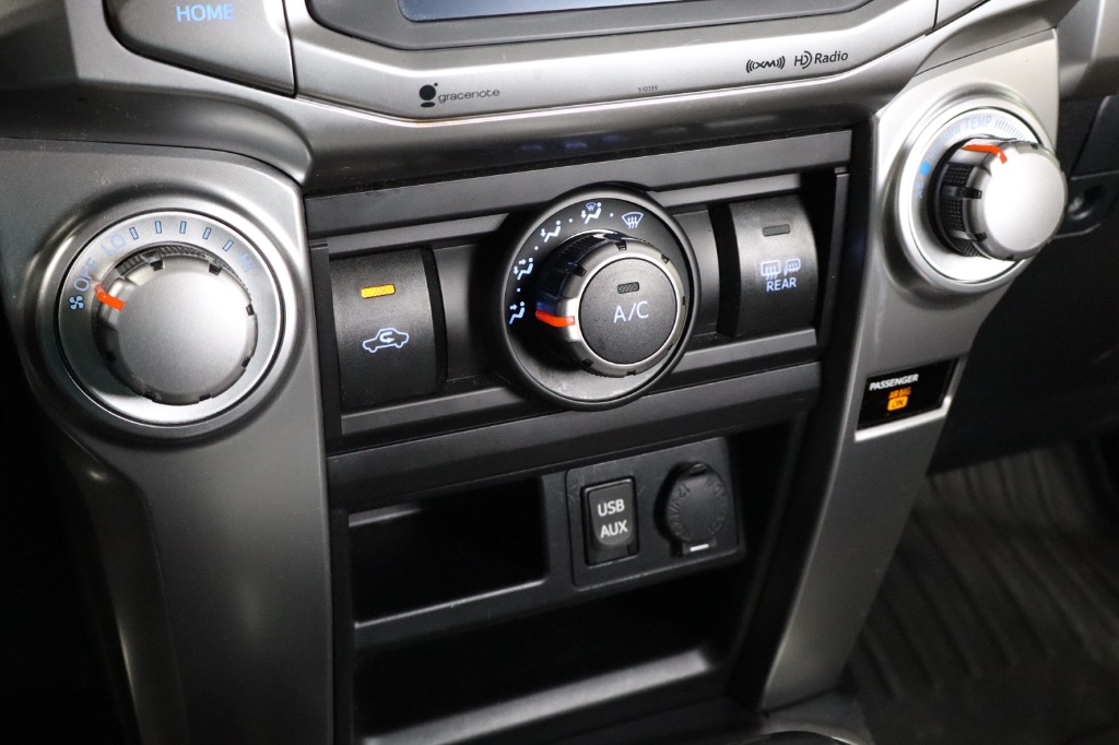 2016 Toyota 4Runner SR5 photo