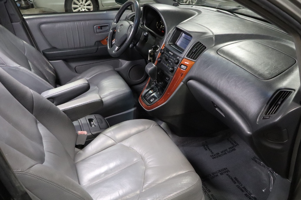 1999 Lexus RX 300 photo
