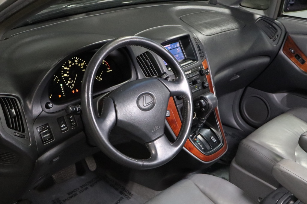 1999 Lexus RX 300 photo