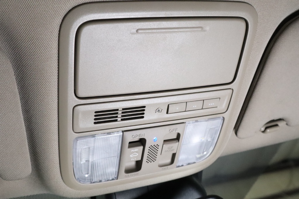 2016 Honda Odyssey EX-L photo
