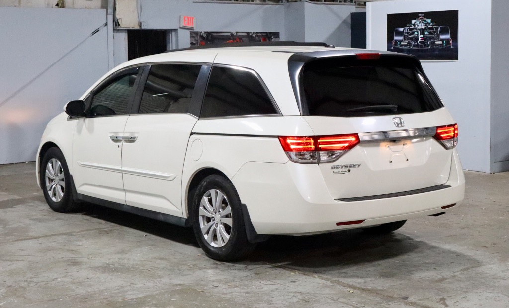 2016 Honda Odyssey EX-L photo