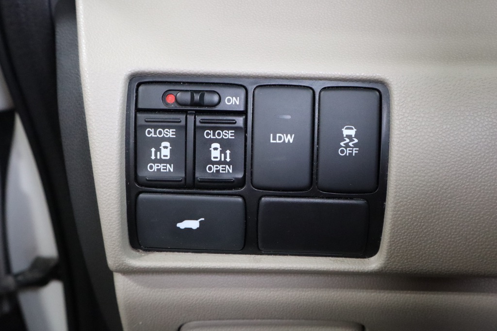 2016 Honda Odyssey EX-L photo