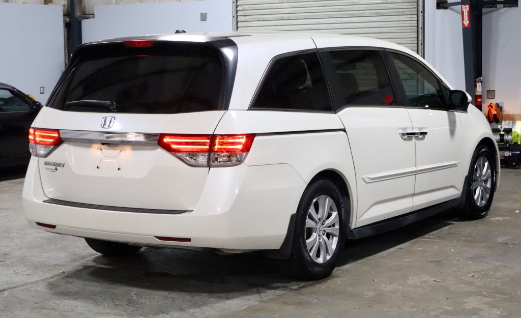 2016 Honda Odyssey EX-L photo