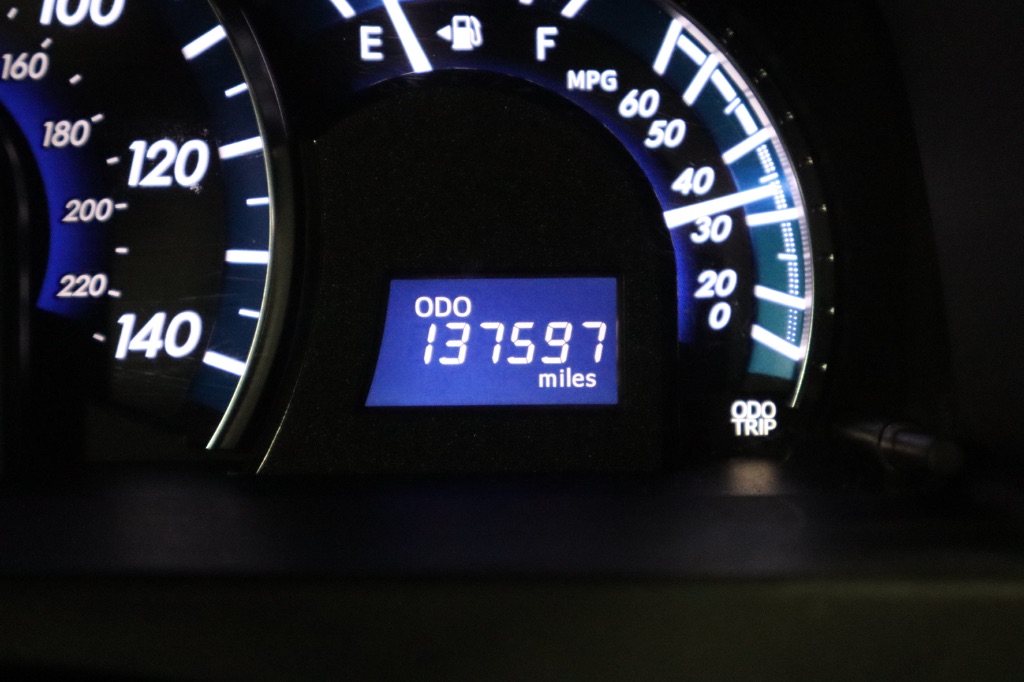 2013 Toyota Camry Hybrid LE photo