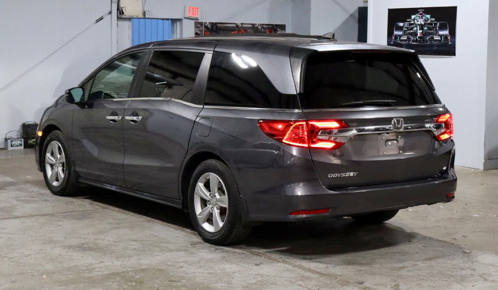 2018 Honda Odyssey EX photo
