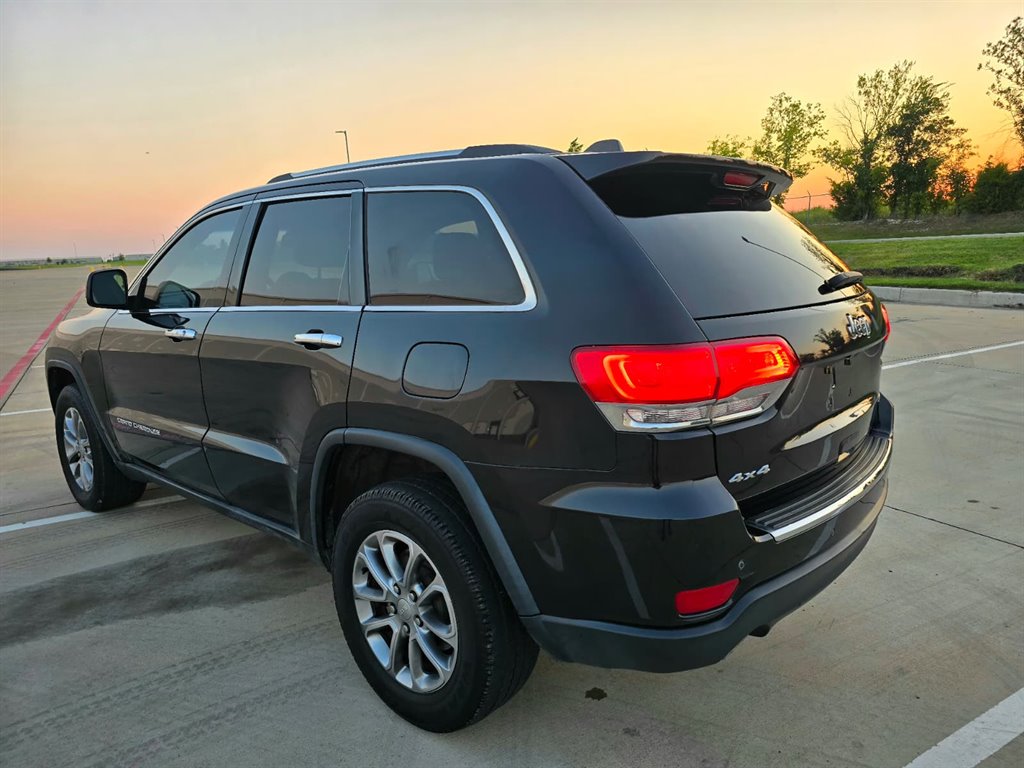 2014 Jeep Cherokee - $10,999