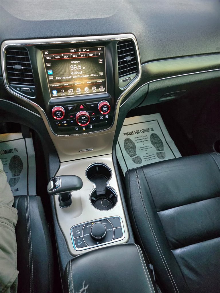 2014 Jeep Cherokee - $10,999