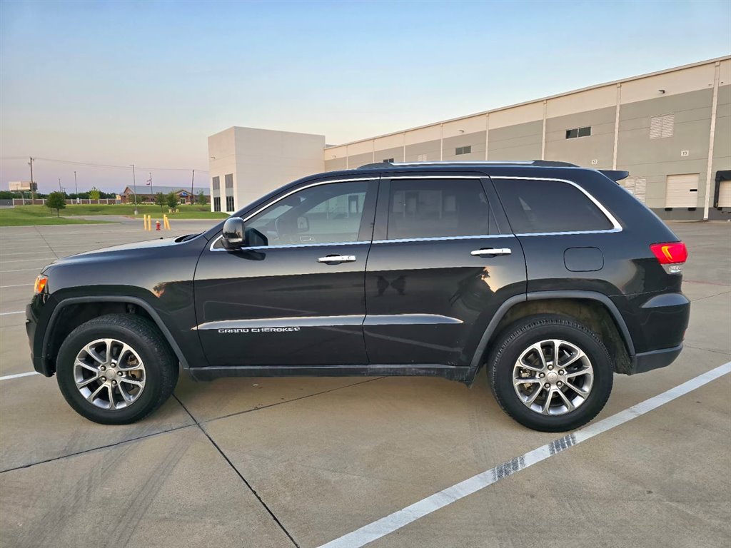 2014 Jeep Cherokee - $10,999