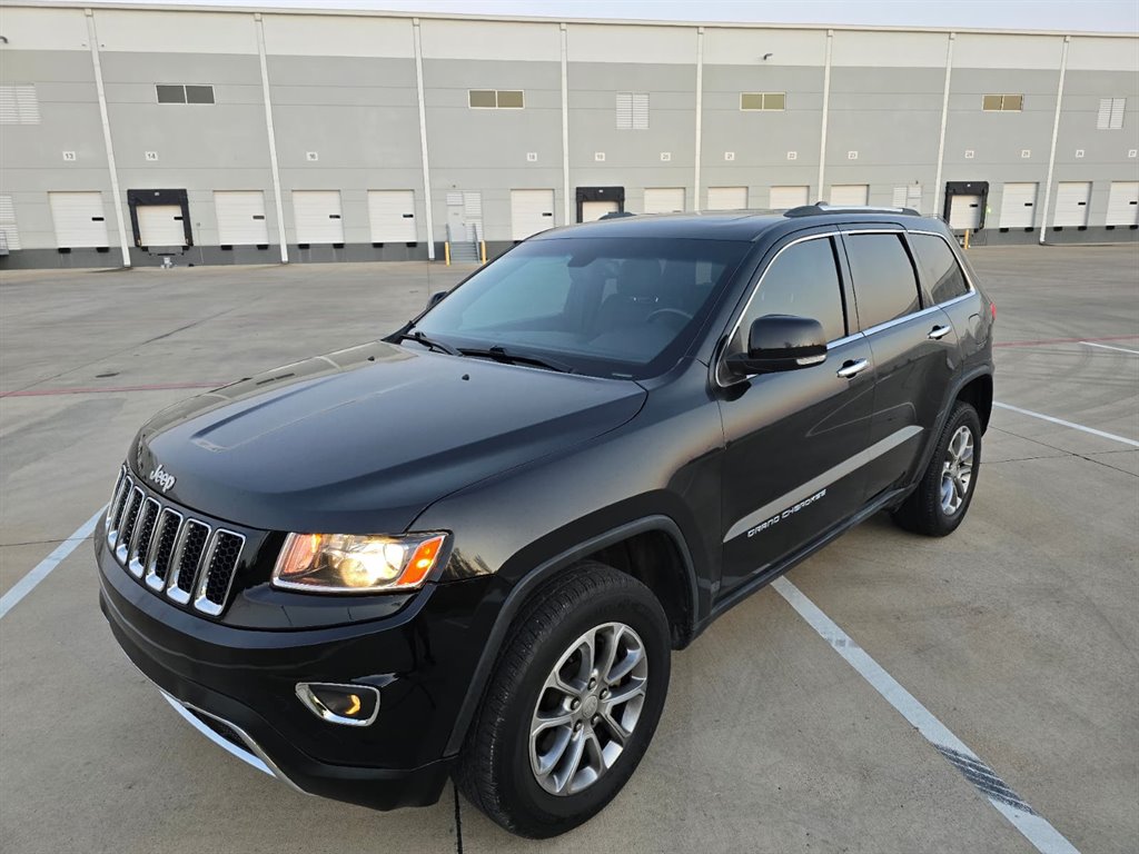 2014 Jeep Cherokee - $10,999
