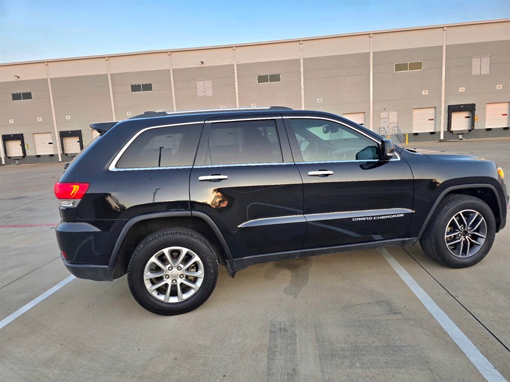 2014 Jeep Cherokee - $10,999