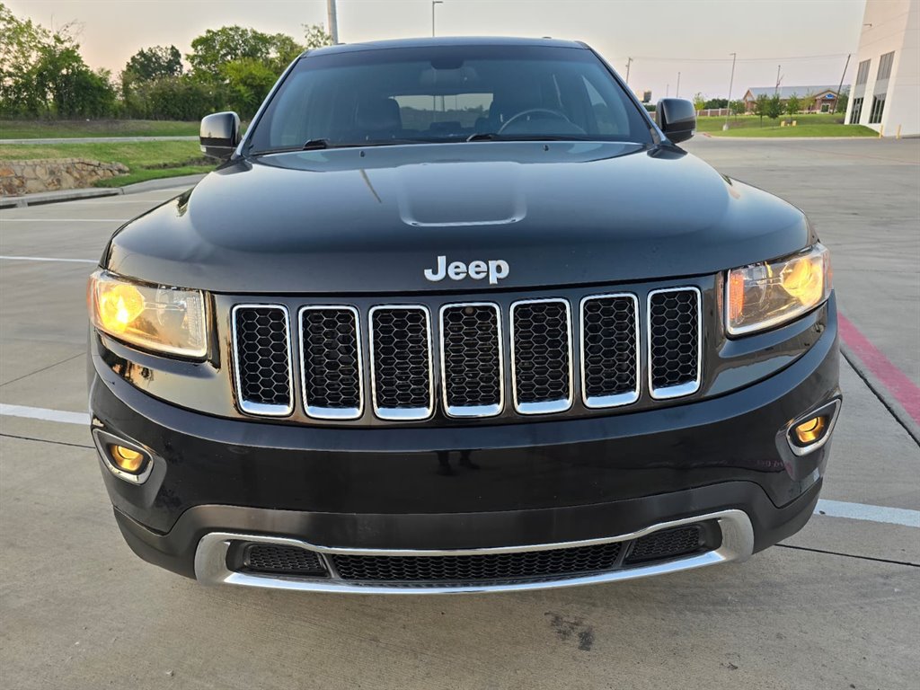 2014 Jeep Cherokee - $10,999