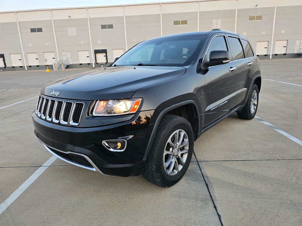 2014 Jeep Cherokee - $10,999