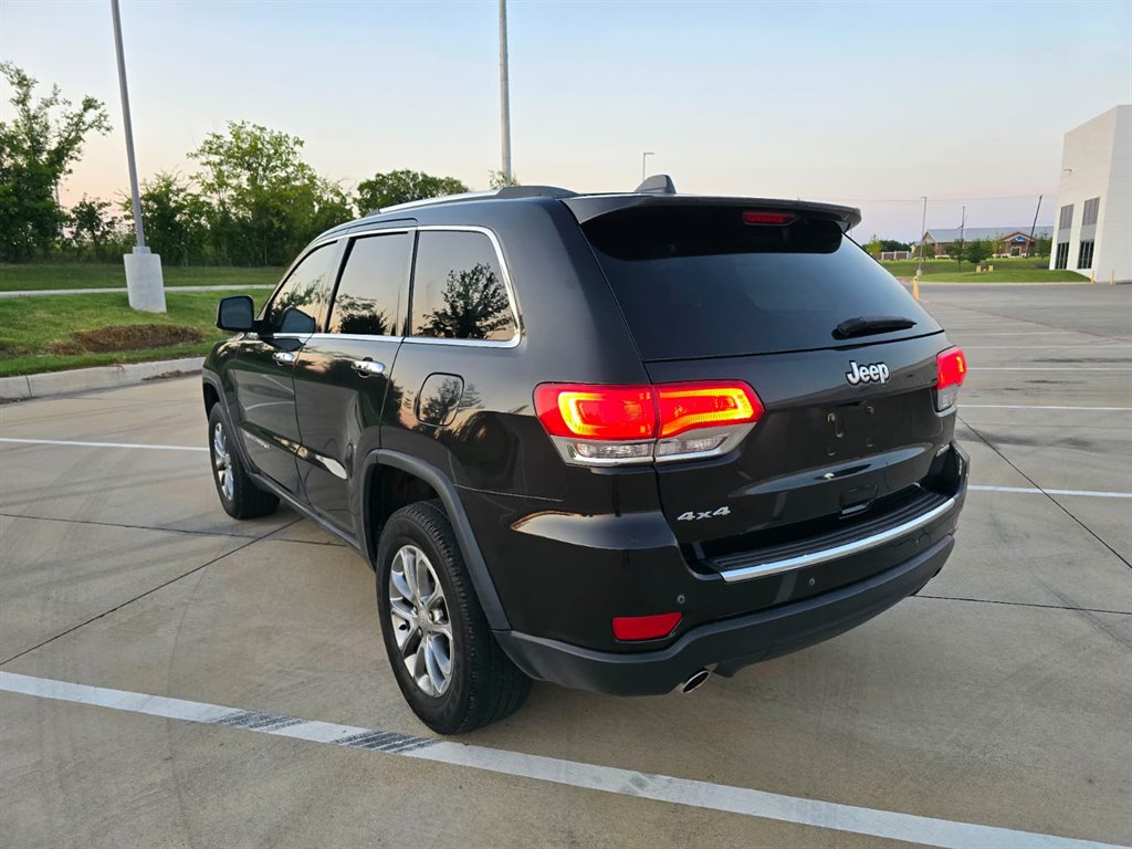 2014 Jeep Cherokee - $10,999