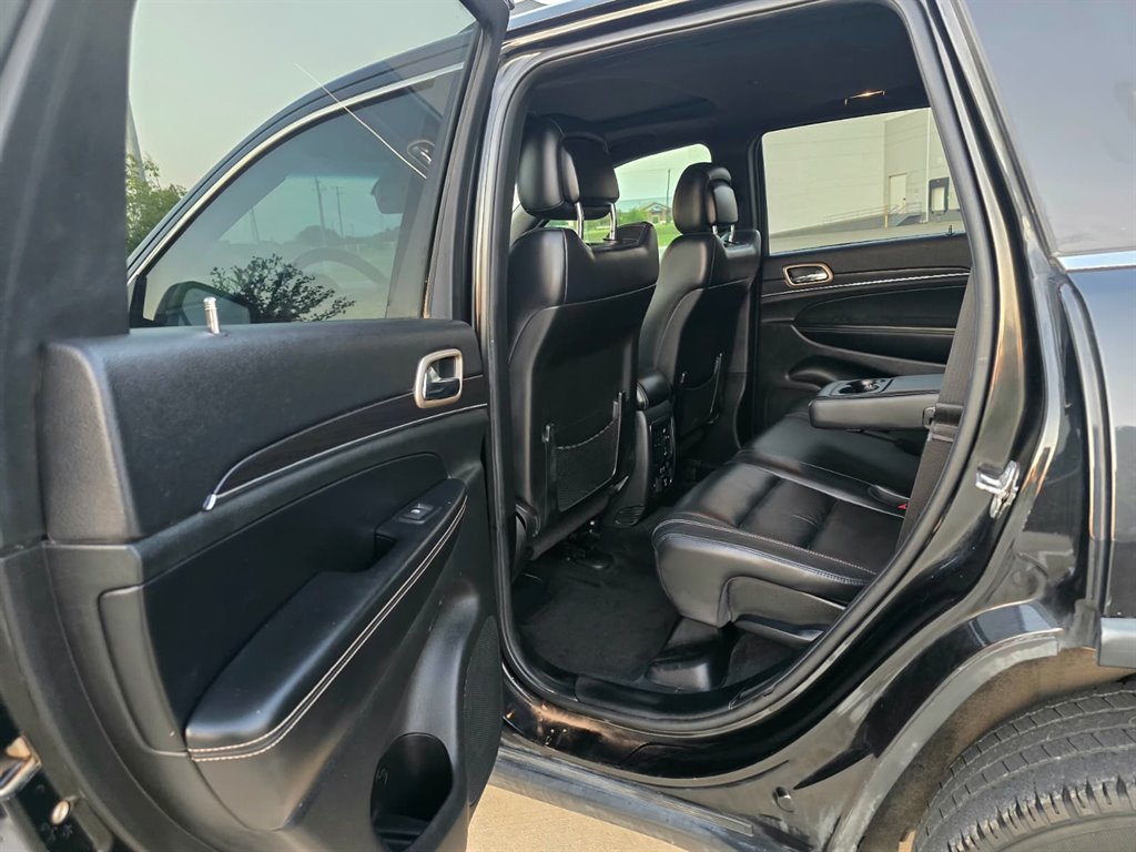 2014 Jeep Cherokee - $10,999