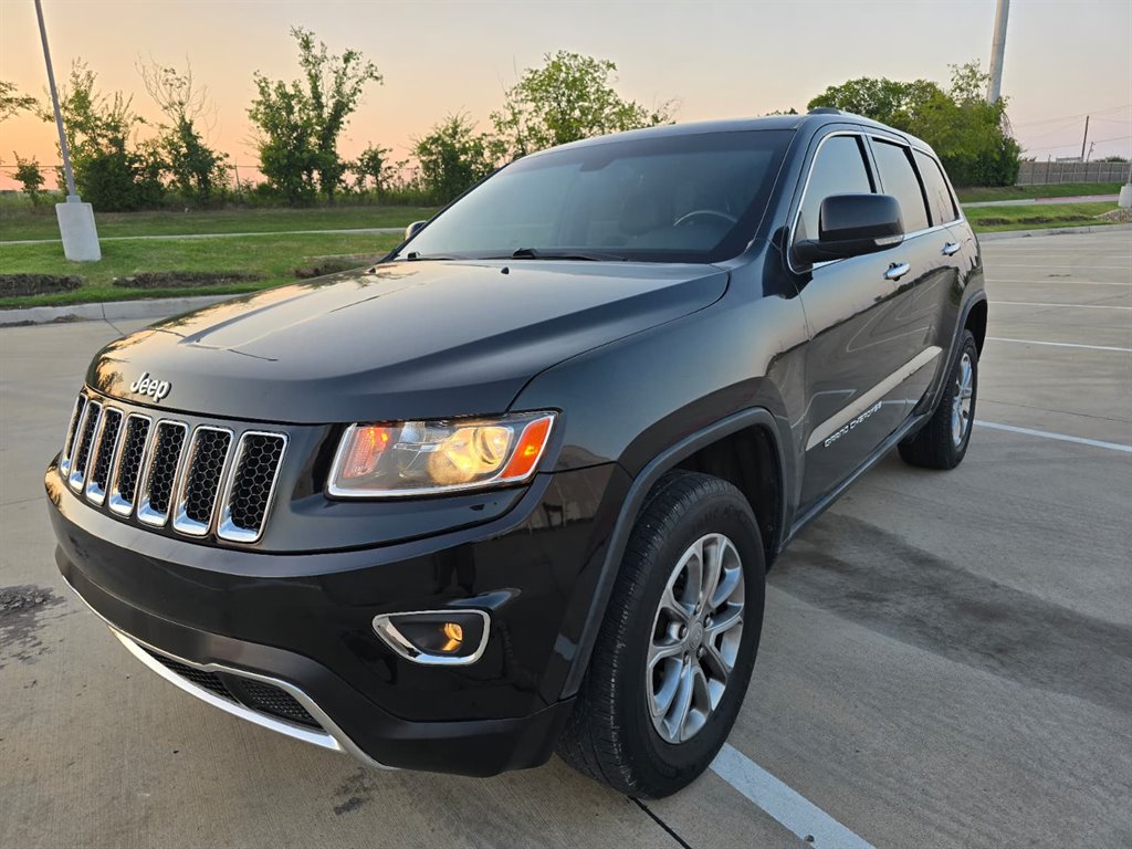 2014 Jeep Cherokee - $10,999