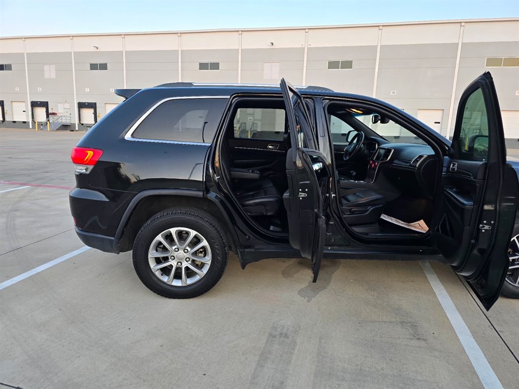 2014 Jeep Cherokee - $10,999