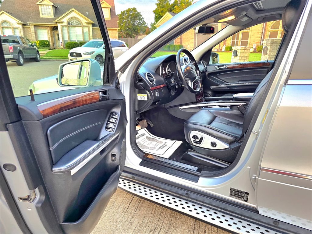 2011 Mercedes-Benz GL-Class - $7,999