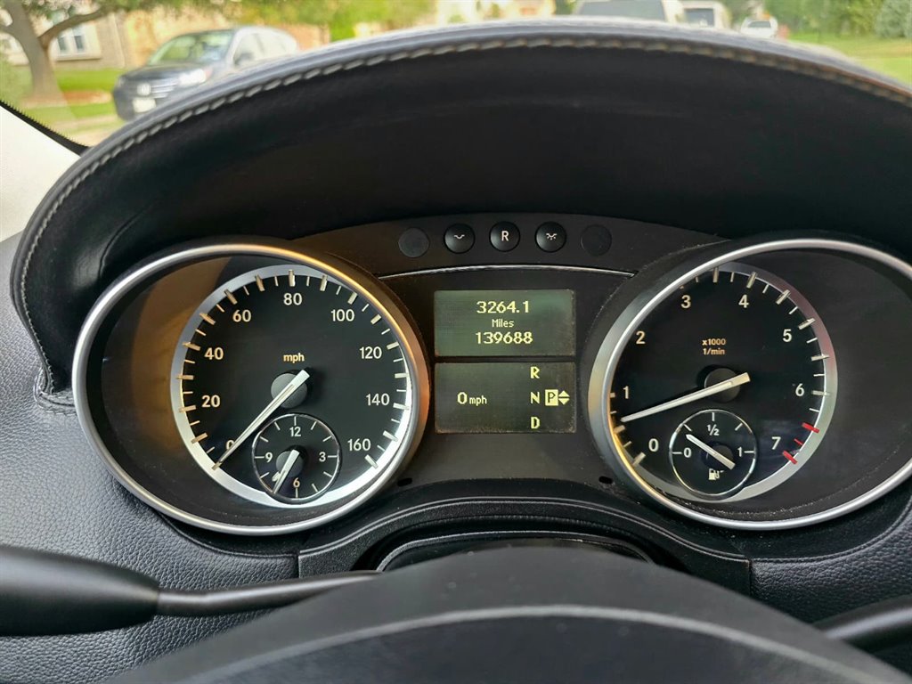 2011 Mercedes-Benz GL-Class - $7,999