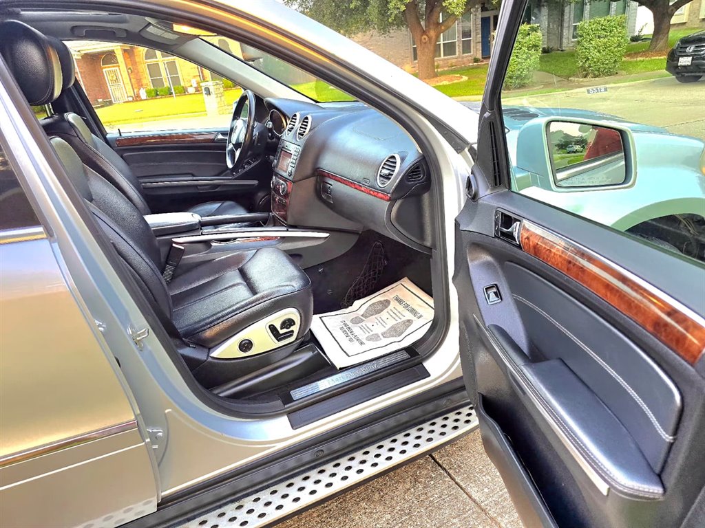 2011 Mercedes-Benz GL-Class - $7,999