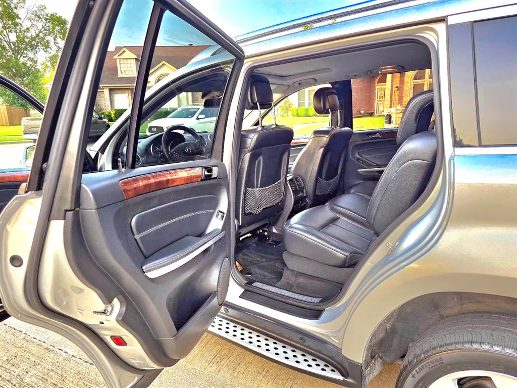 2011 Mercedes-Benz GL-Class - $7,999