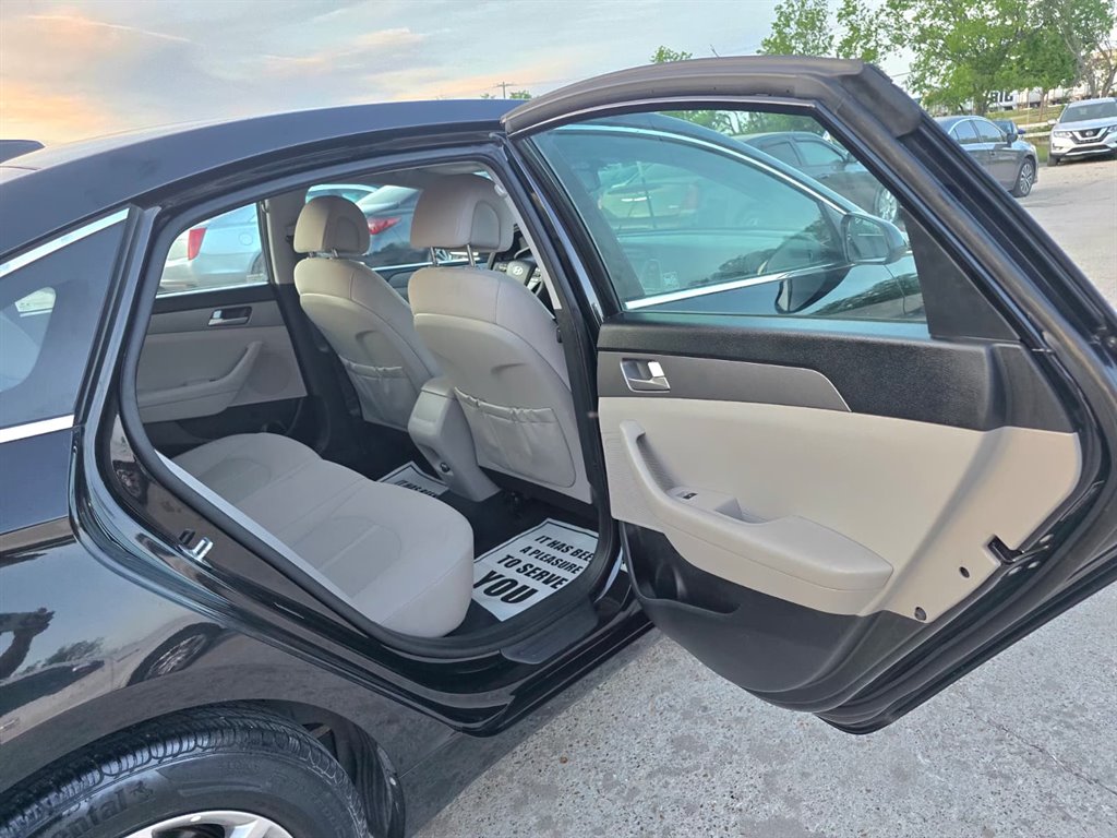 2016 Hyundai Sonata - $6,999