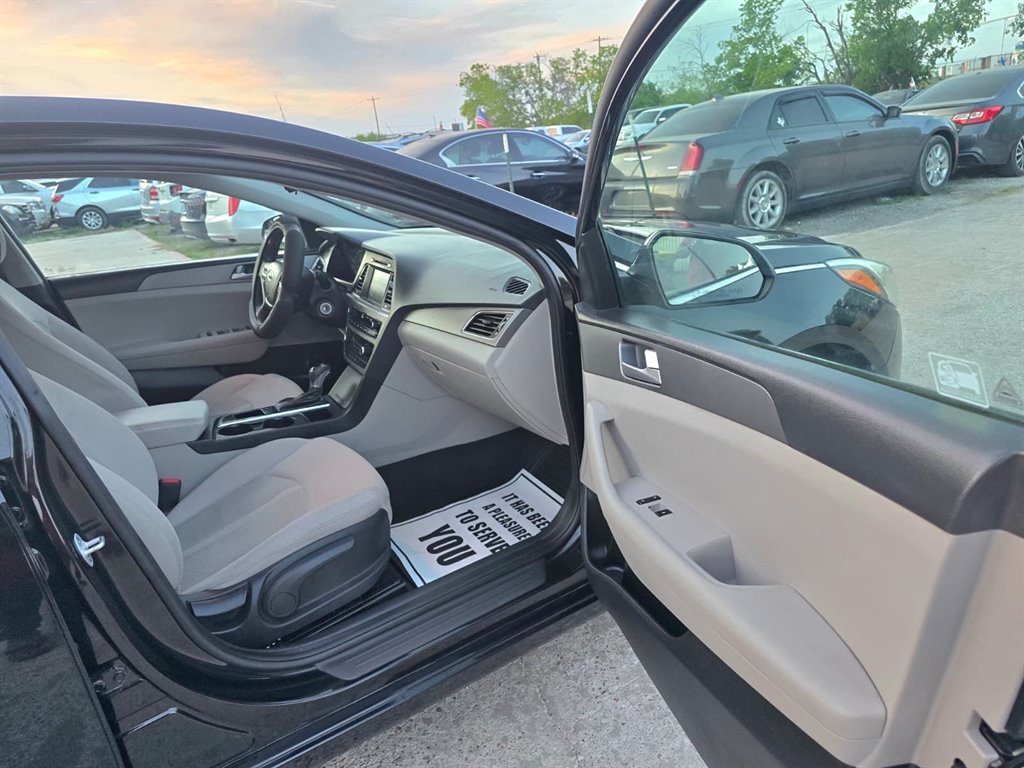 2016 Hyundai Sonata - $6,999