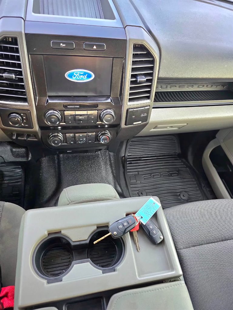 2022 Ford F-250 - $24,999