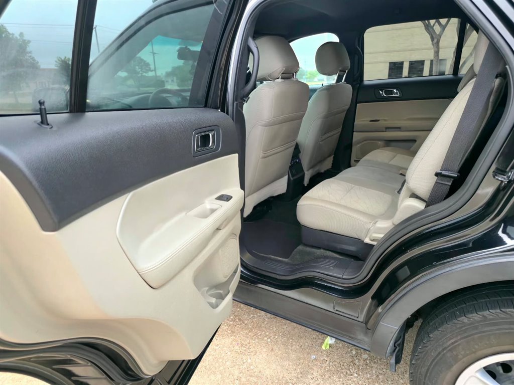 2014 Ford Explorer - $7,500