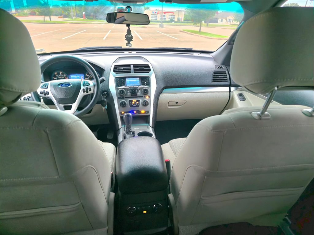 2014 Ford Explorer - $7,500