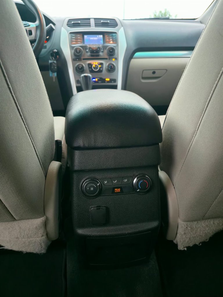 2014 Ford Explorer - $7,500
