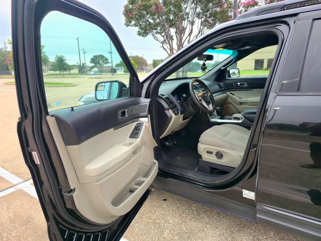 2014 Ford Explorer - $7,500