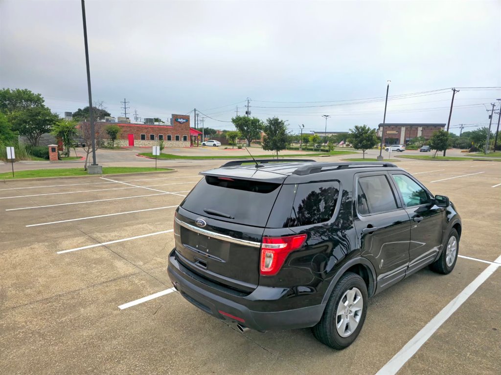 2014 Ford Explorer - $7,500