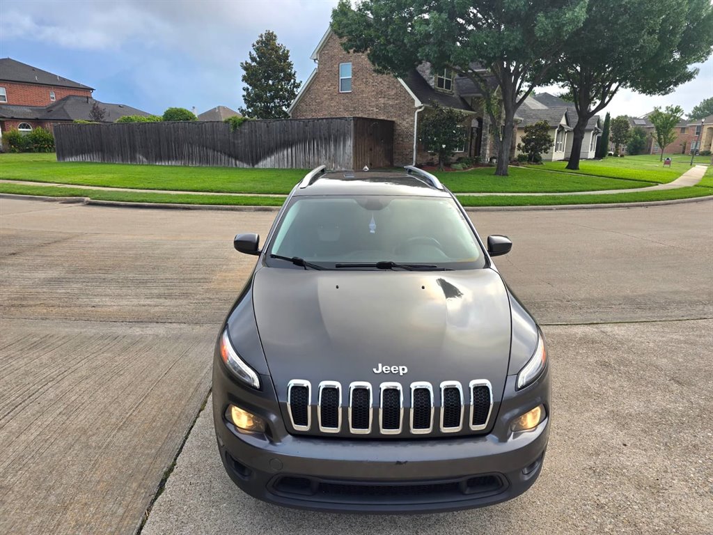 2014 Jeep Cherokee - $6,999