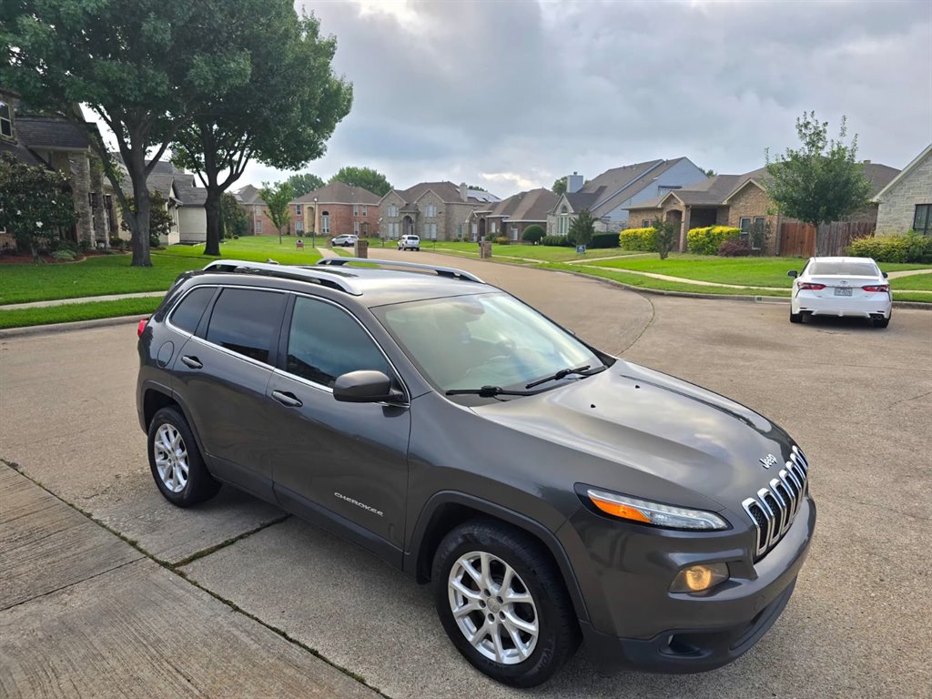 2014 Jeep Cherokee - $6,999