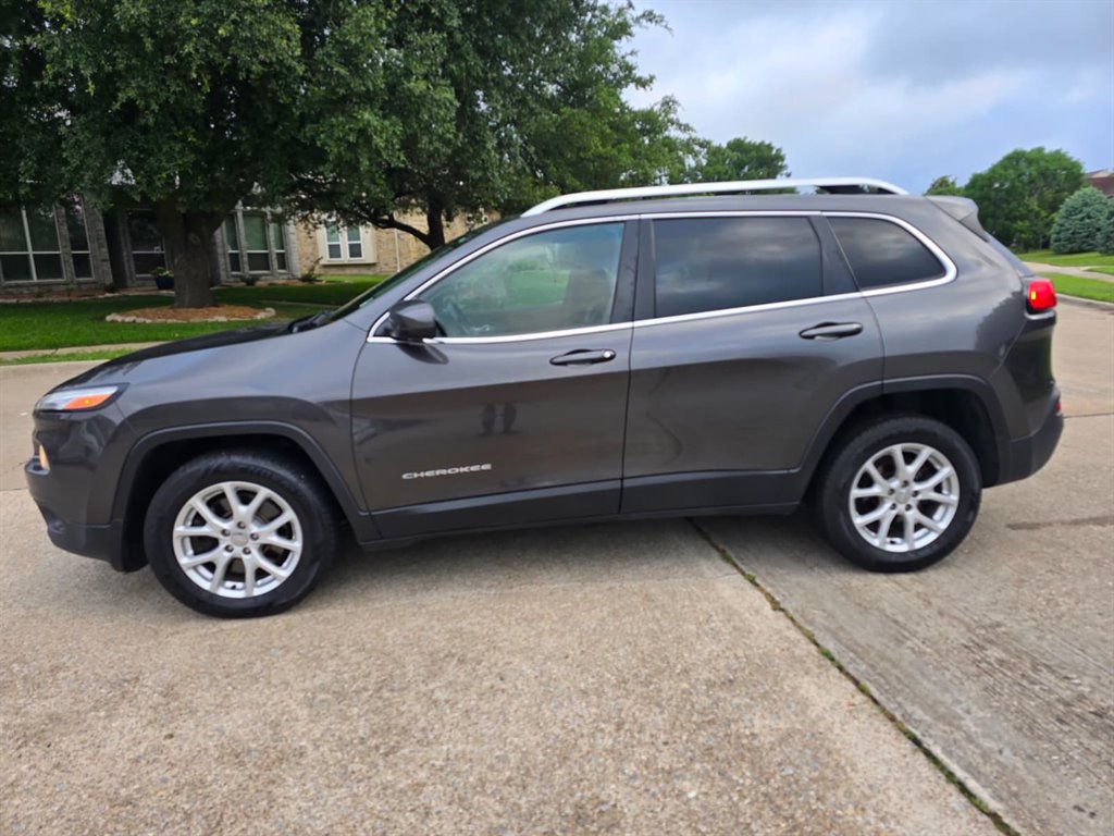 2014 Jeep Cherokee - $6,999