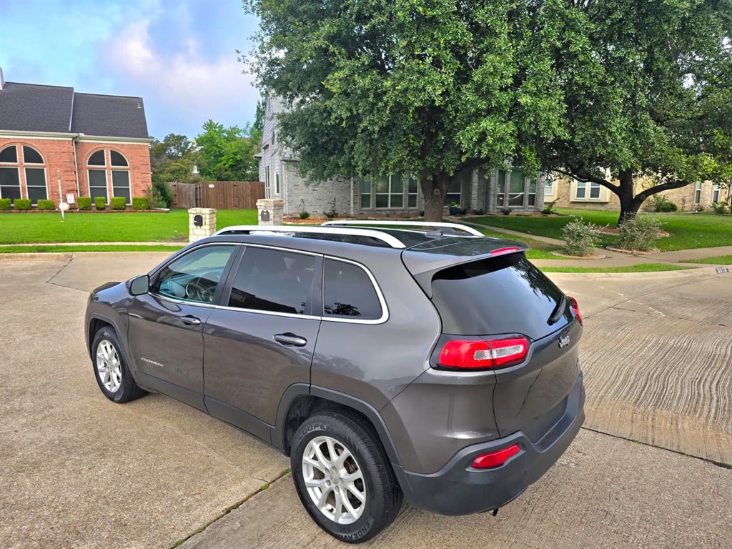 2014 Jeep Cherokee - $6,999