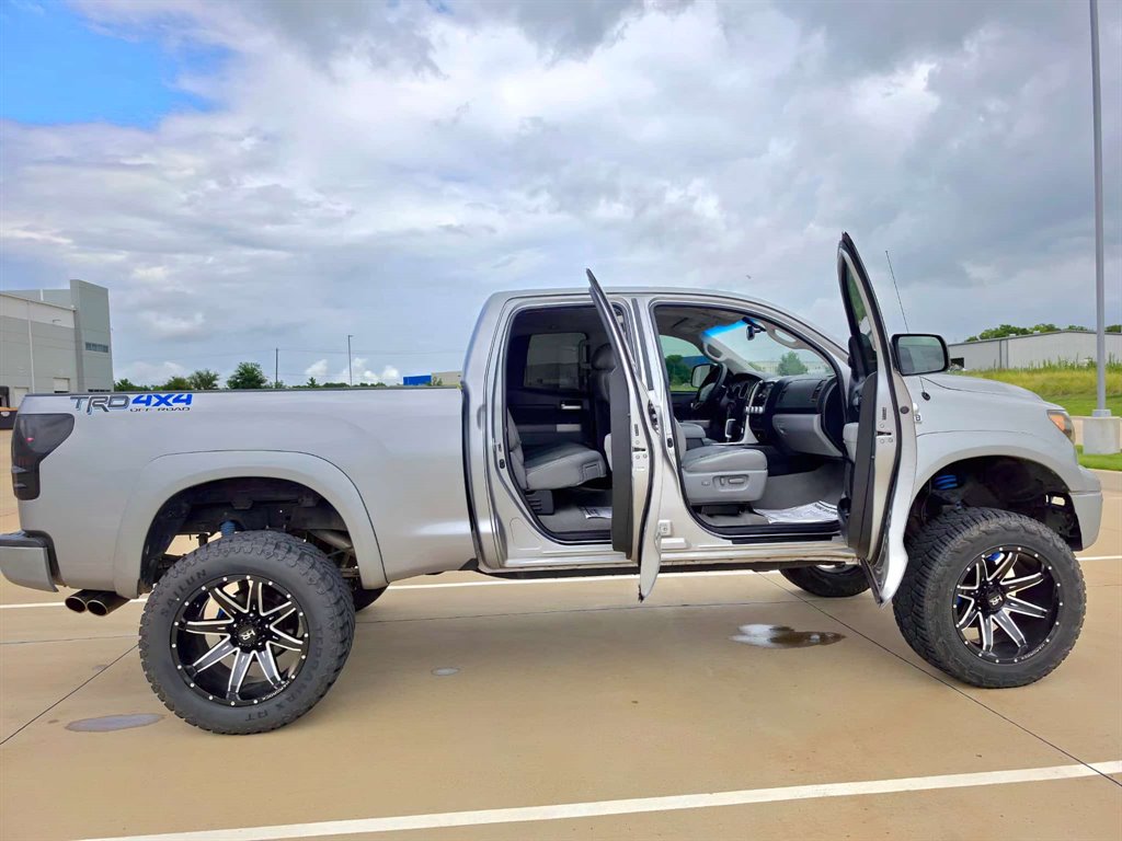 2008 Toyota Tundra - $15,999