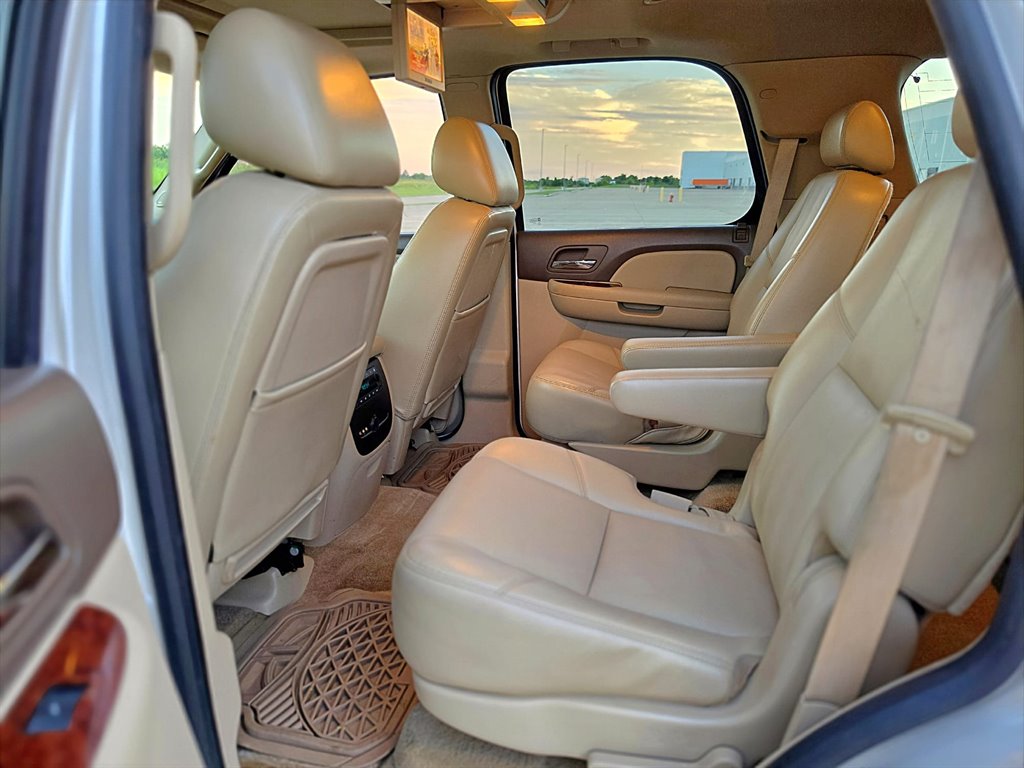 2010 Chevrolet Tahoe - $8,500