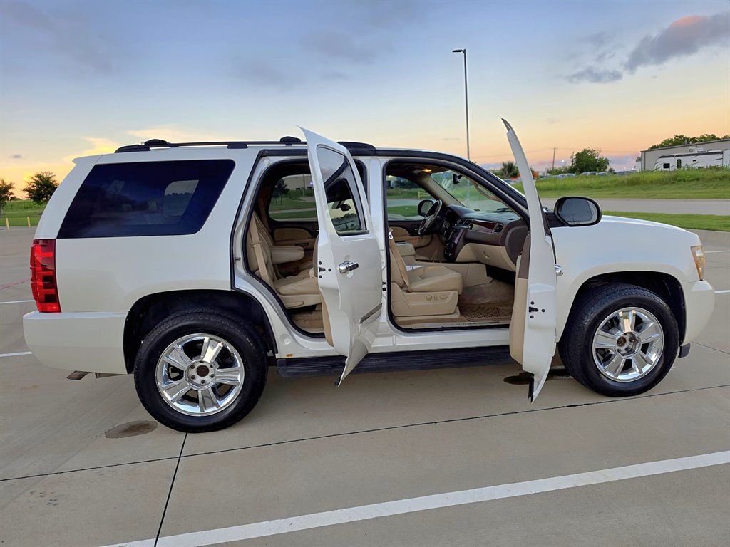2010 Chevrolet Tahoe - $8,500