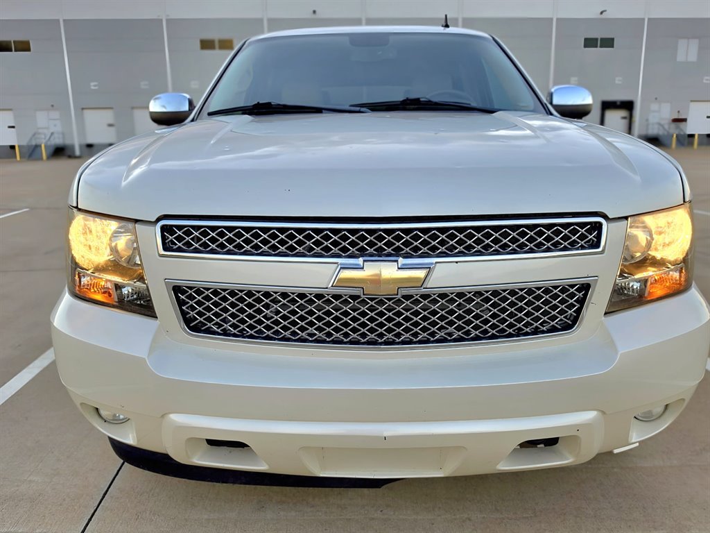 2010 Chevrolet Tahoe - $8,500