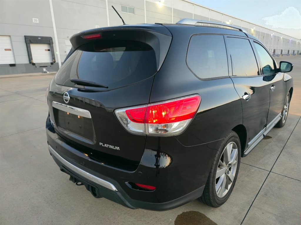 2014 Nissan Pathfinder - $7,999