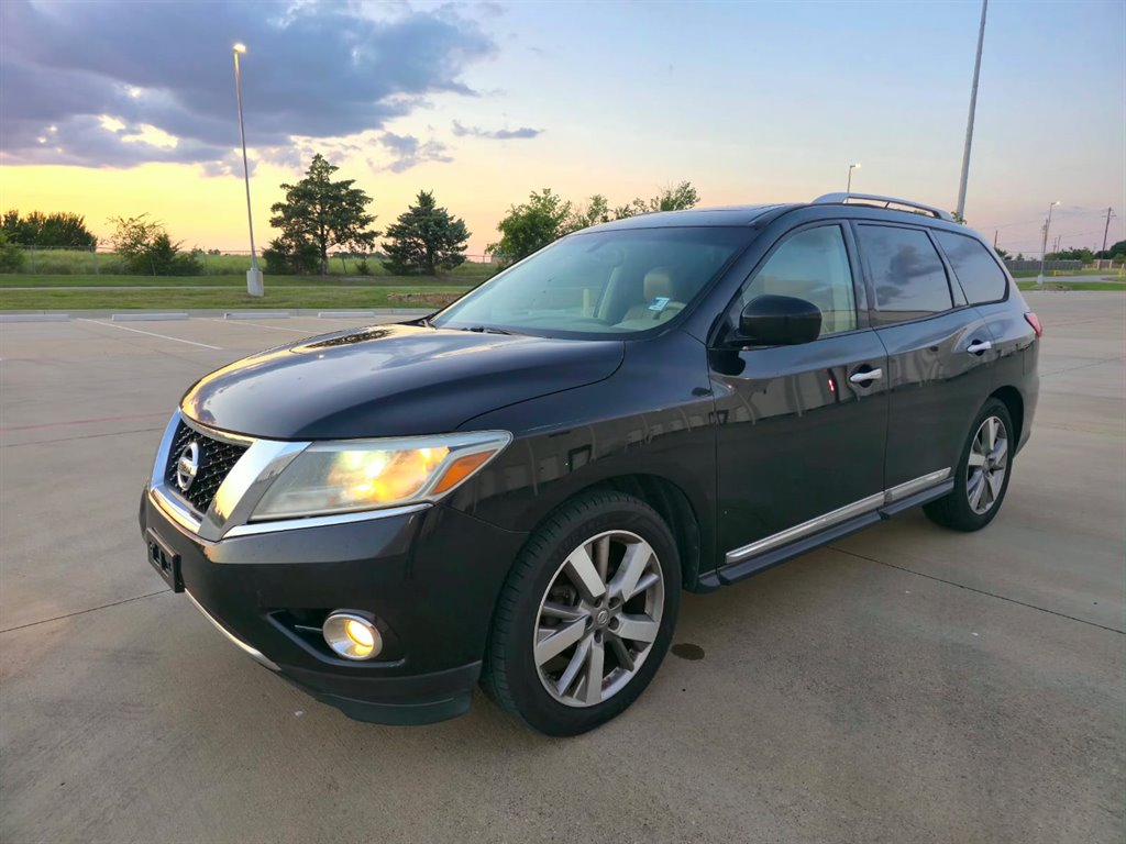 2014 Nissan Pathfinder - $7,999