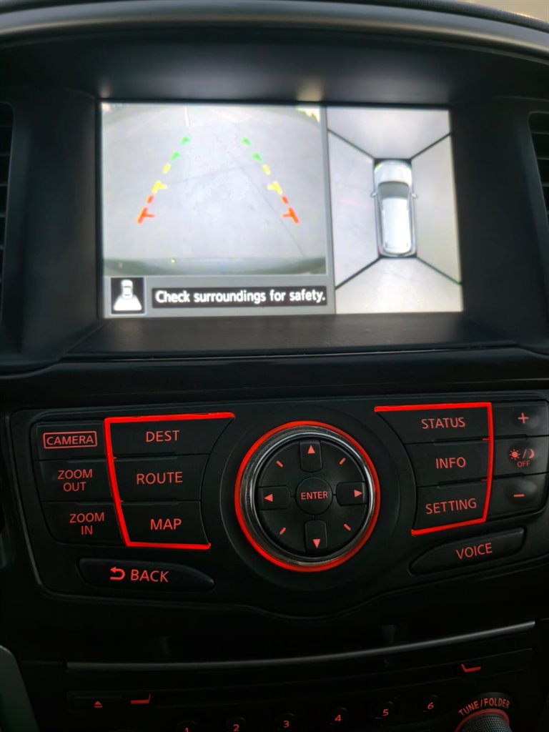 2014 Nissan Pathfinder - $7,999