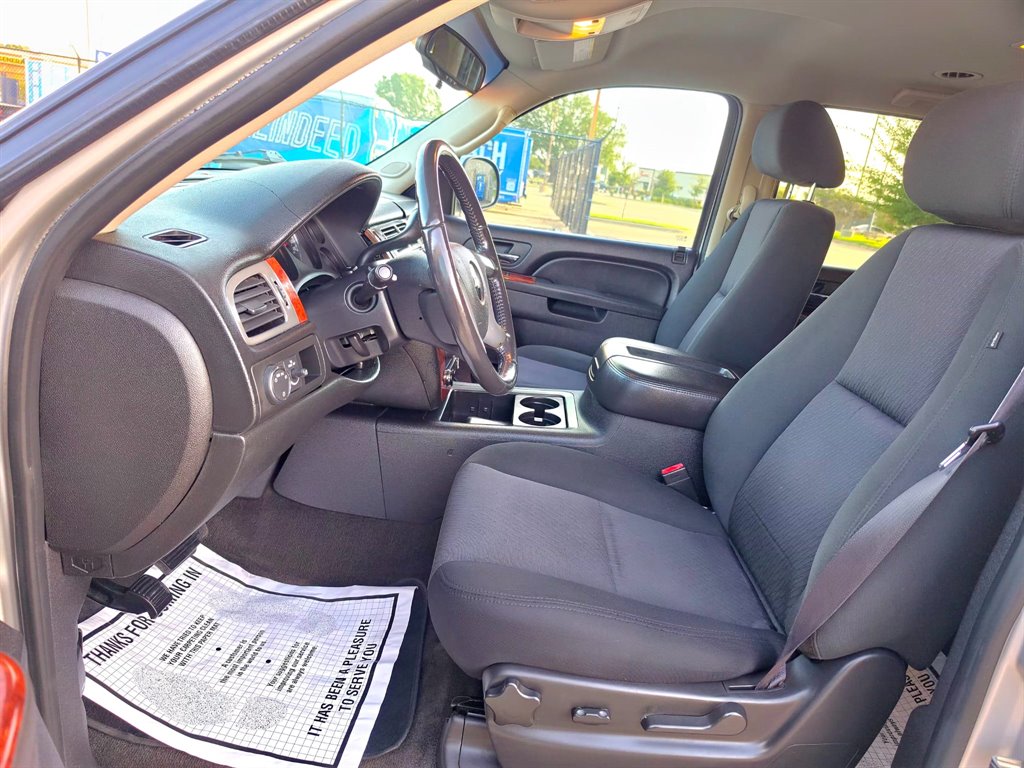 2011 Chevrolet Tahoe - $7,500
