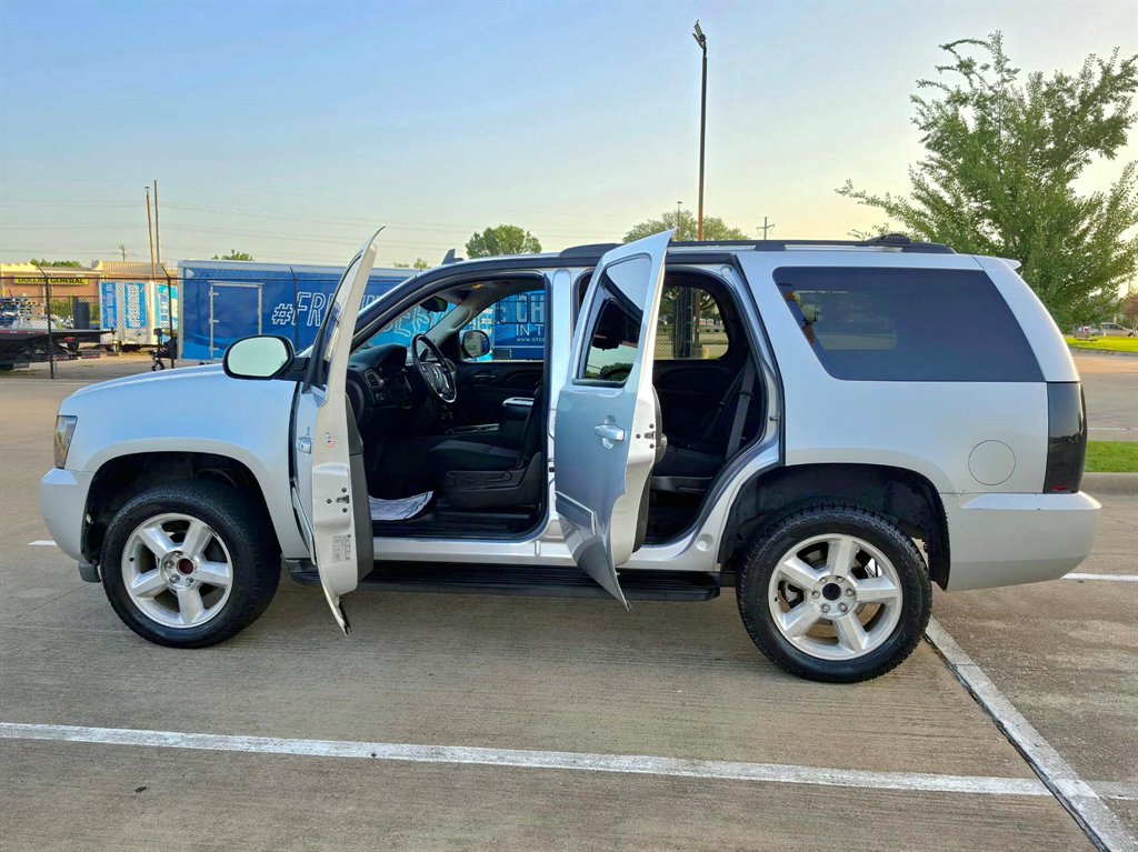 2011 Chevrolet Tahoe - $7,500