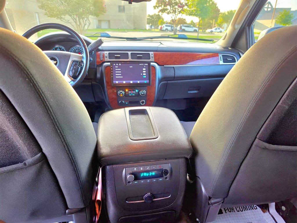 2011 Chevrolet Tahoe - $7,500