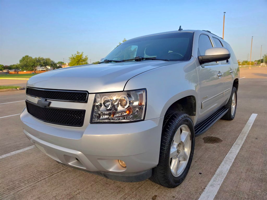 2011 Chevrolet Tahoe - $7,500