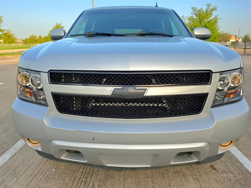 2011 Chevrolet Tahoe - $7,500