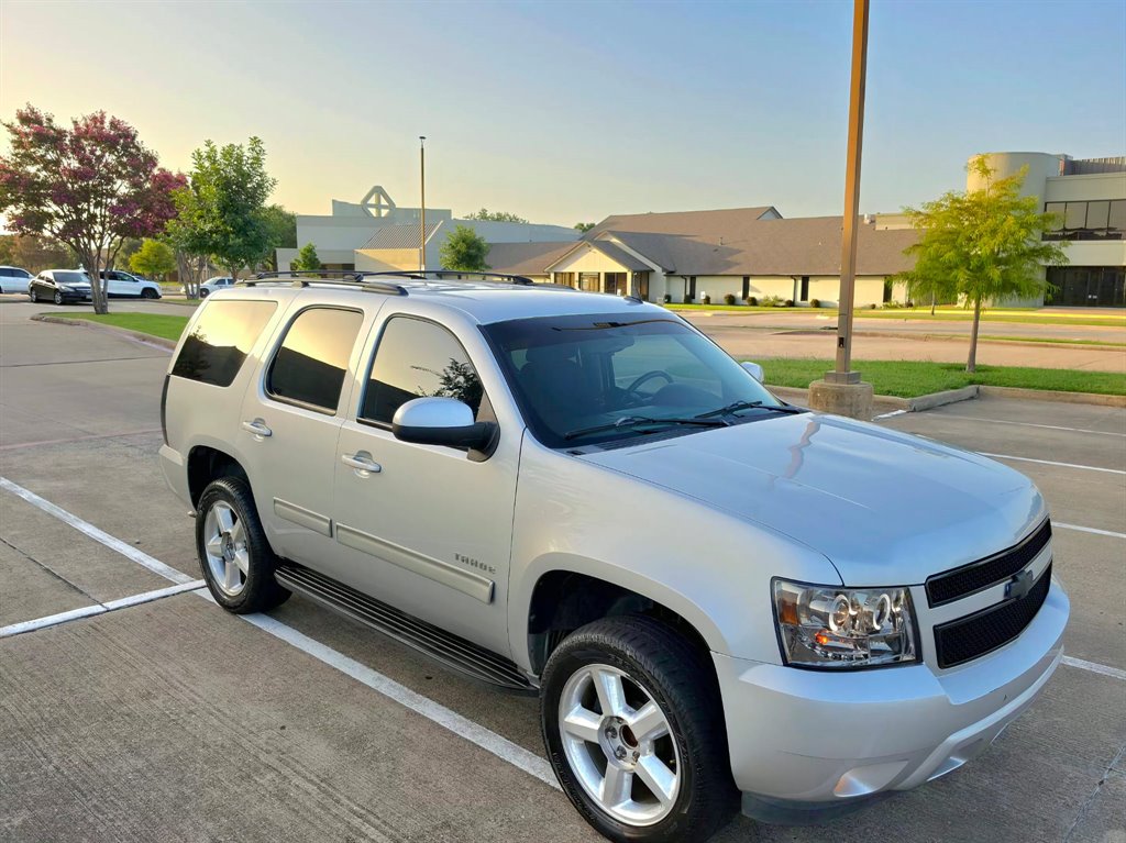 2011 Chevrolet Tahoe - $7,500
